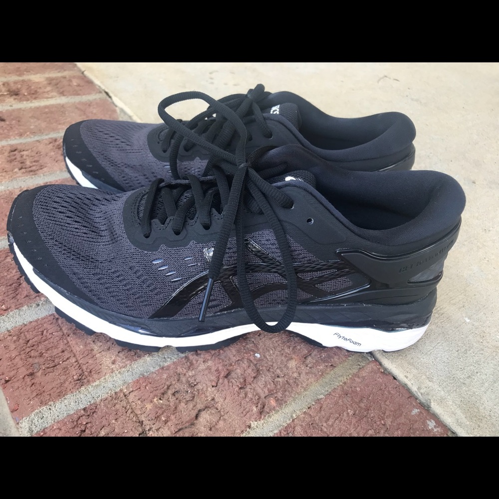 ASICS Kayano 24